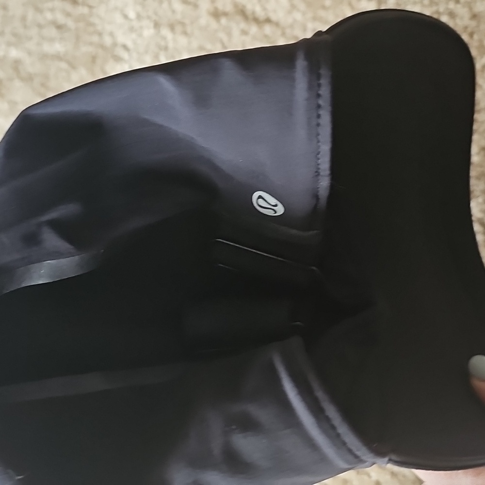 lululemon athletica Black Hat - Picture 3 of 5